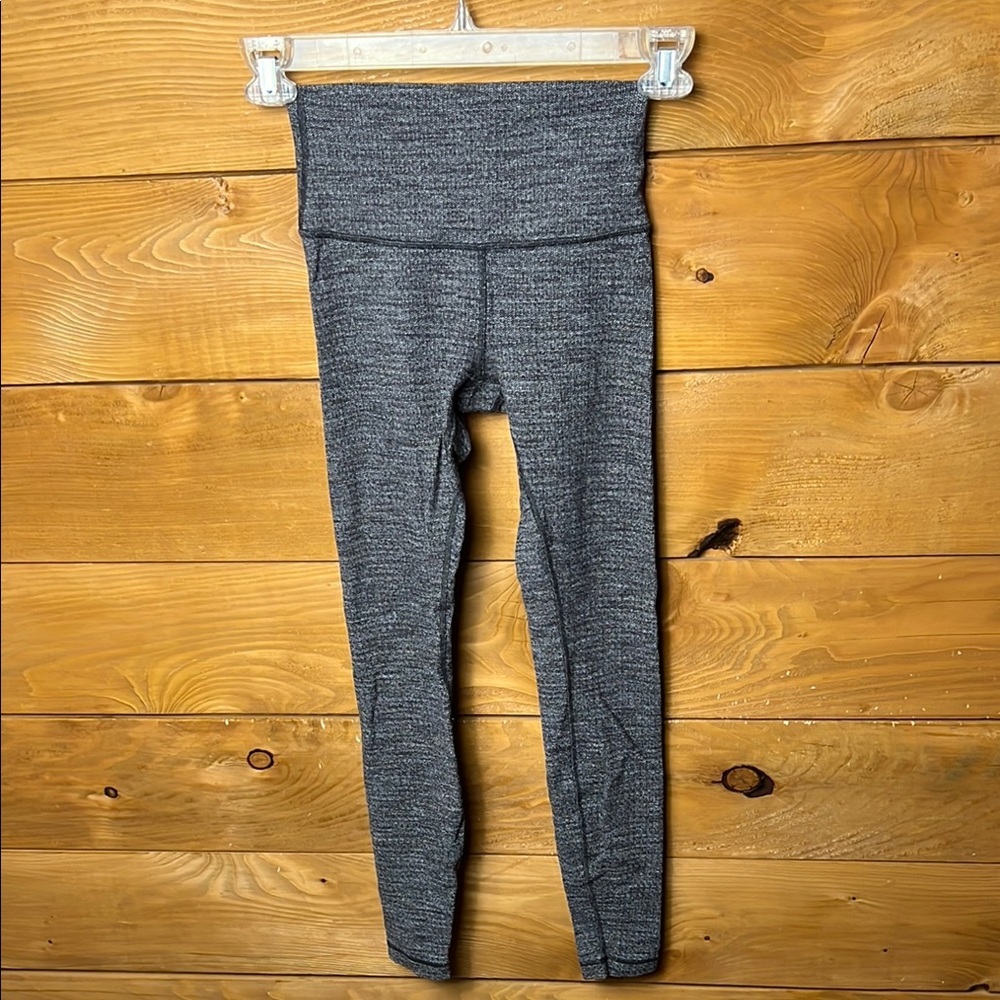 Lululemon women’s Black/heather‎ gray Zigzag Leggings sz 4 Running workout yoga